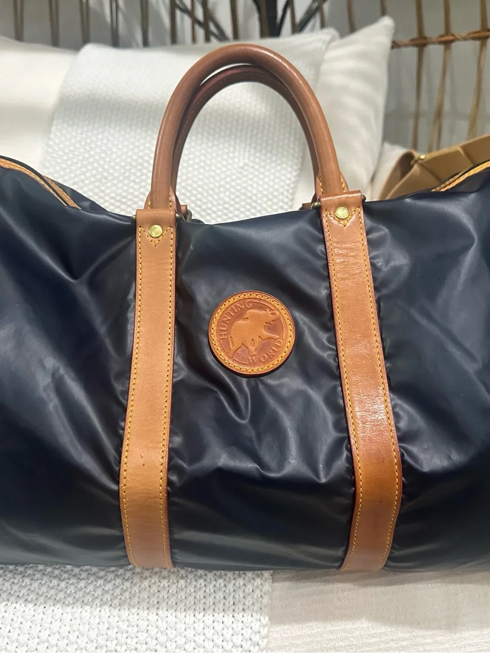 ⚓️ Vintage Hunting World Navy Nylon Duffle Bag - 20